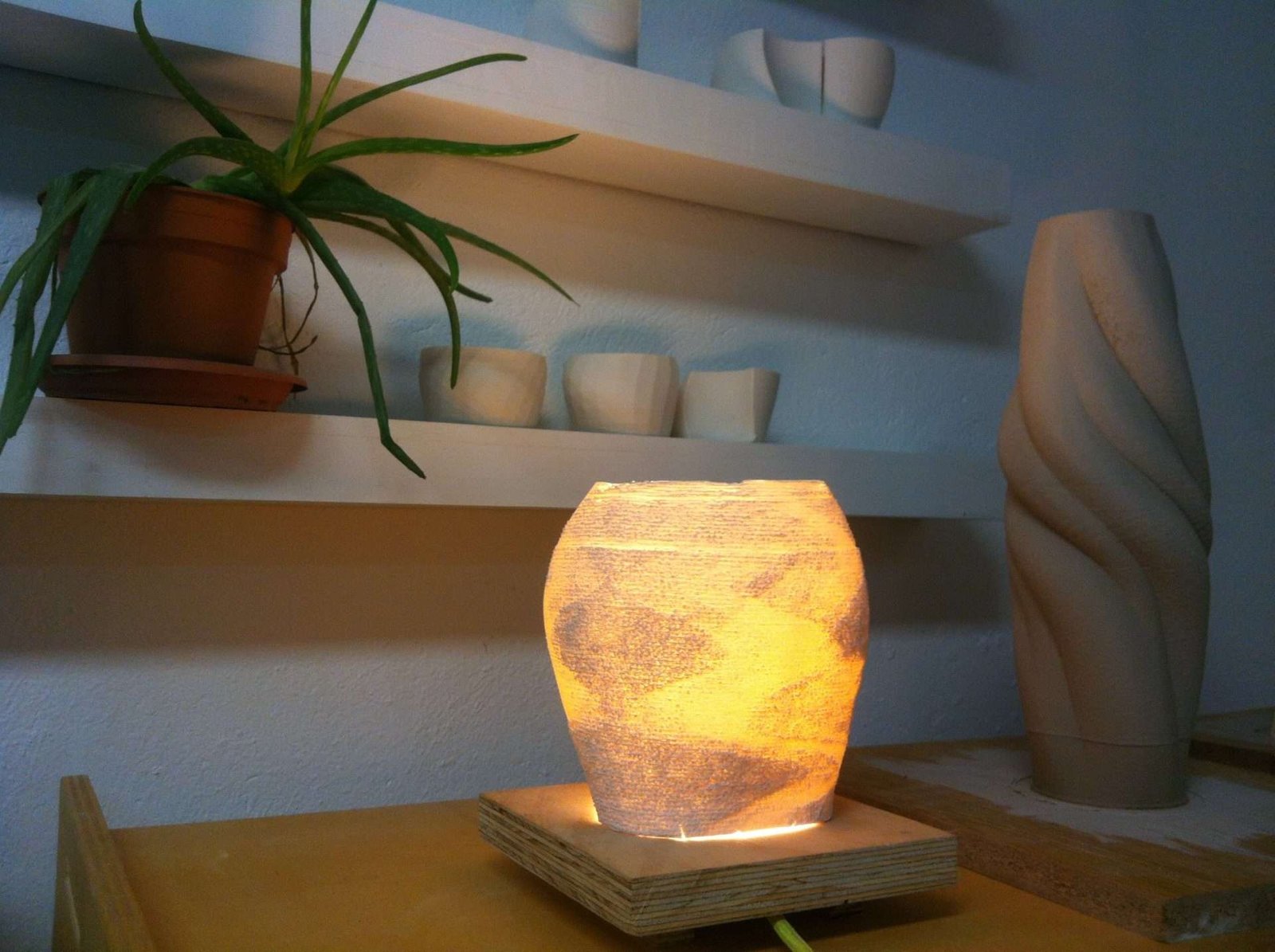 Lámapra de cerámica realizada con impresora 3D