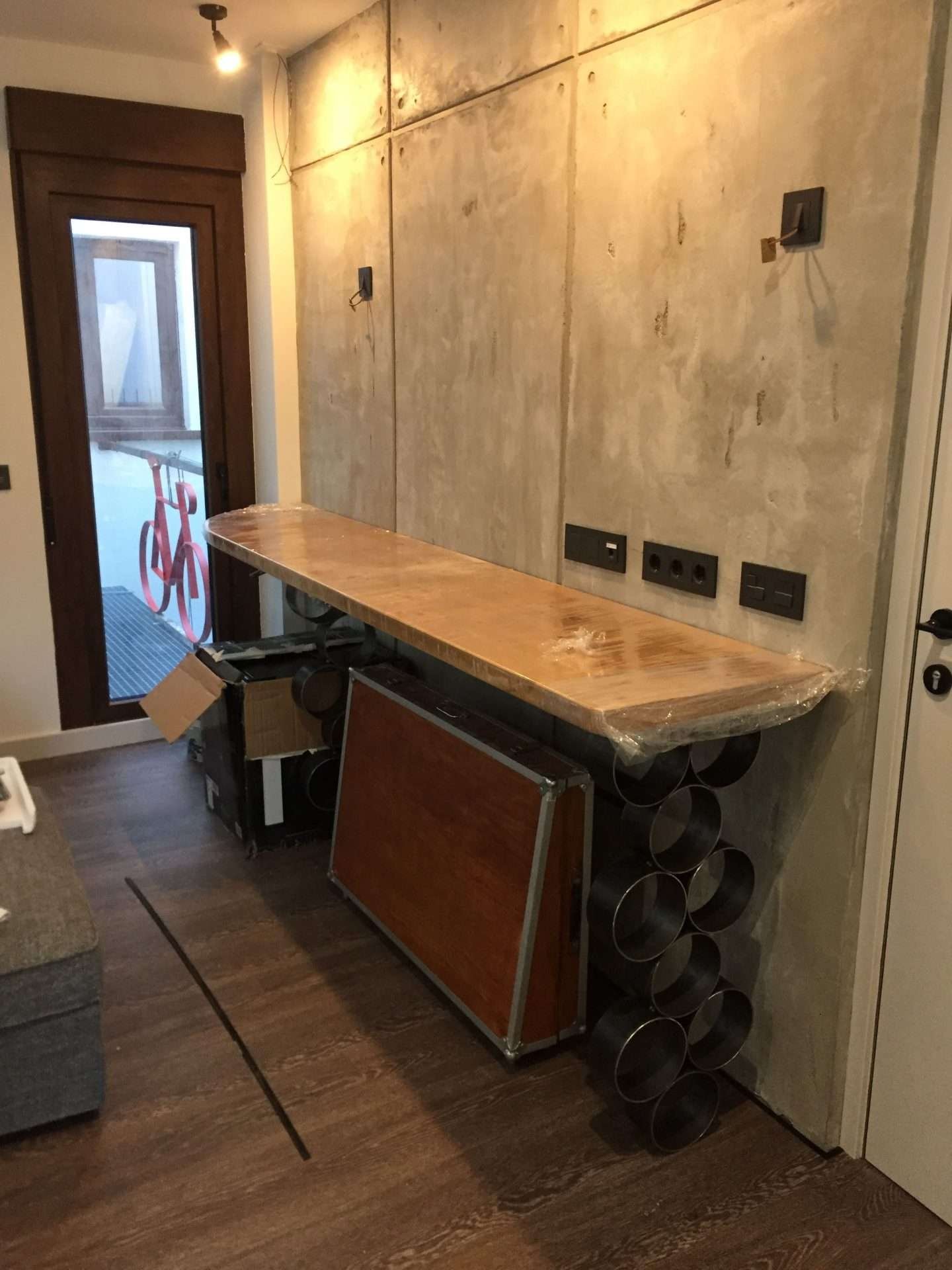 Mesa diseñada y realizado por Alexplays